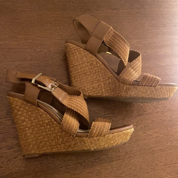 Jessica Simpson Wedges - Picture 3 of 5